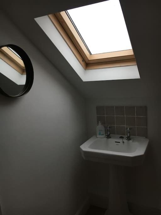 Amazing Seaside Loft Apartment With Sea Views . Sennen Cove Eksteriør billede